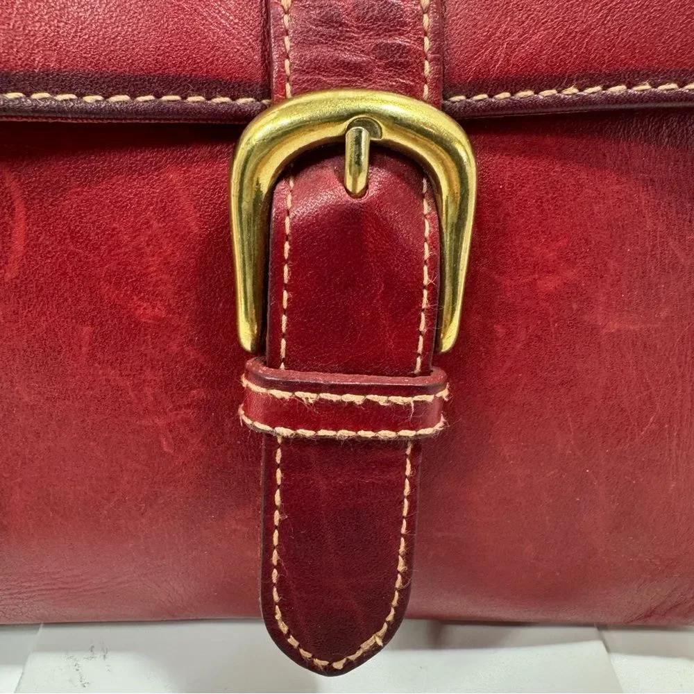 G.H Bass & Co.Womens Red Vintage Genuine Leather Crossbody Bag
